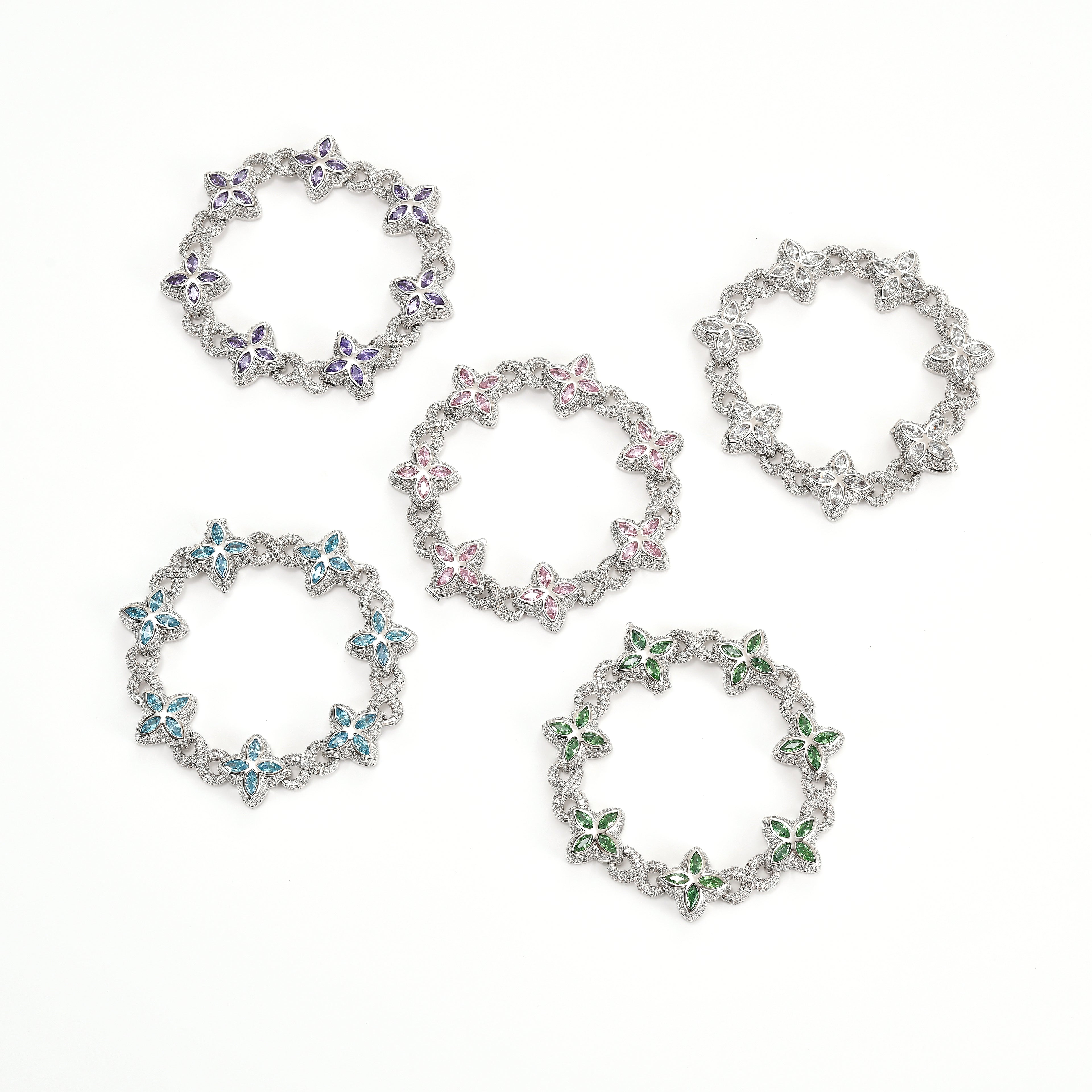 Invisible Clasp Four-Leaf Clover Moissanite Bracelet